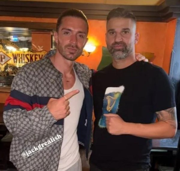 趣操盘 太阳报：格拉利什前往斯德哥尔摩一家酒吧放松，待了7小时左右