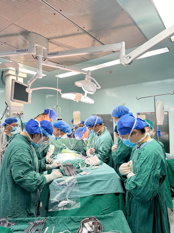 京海配资 让生命延续！父母将23岁离世儿子的器官捐出“救了”七个人｜封面头条